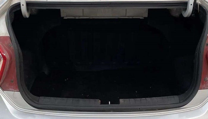 2016 Hyundai Xcent S 1.2, Petrol, Manual, 91,723 km, Boot Inside