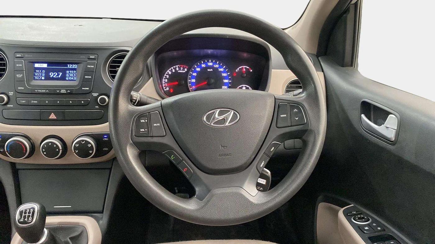 2016 Hyundai Xcent S 1.2, Petrol, Manual, 91,735 km, Steering Wheel Close Up