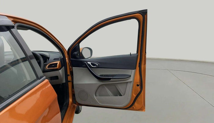 2019 Tata Tiago XZ PLUS DUAL TONE PETROL, Petrol, Manual, 99,049 km, RHS Front Door