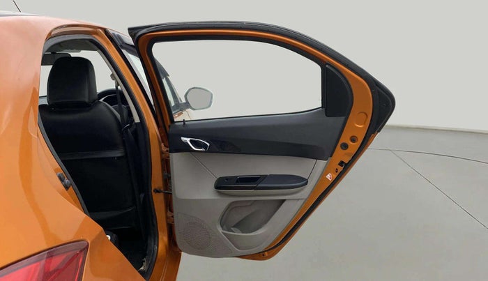 2019 Tata Tiago XZ PLUS DUAL TONE PETROL, Petrol, Manual, 99,049 km, RHS Rear Door