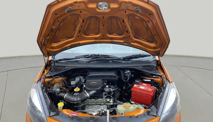 2019 Tata Tiago XZ PLUS DUAL TONE PETROL, Petrol, Manual, 99,049 km, Open Bonet