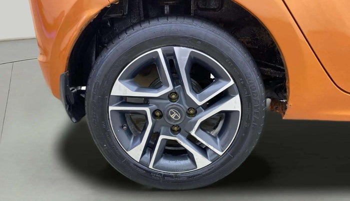 2019 Tata Tiago XZ PLUS DUAL TONE PETROL, Petrol, Manual, 99,049 km, Right Rear Wheel