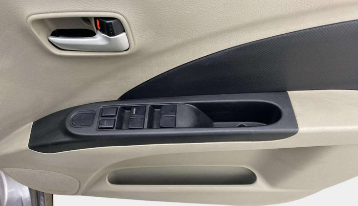2016 Maruti Celerio VXI, Petrol, Manual, 96,049 km, Driver Side Door Panels Control