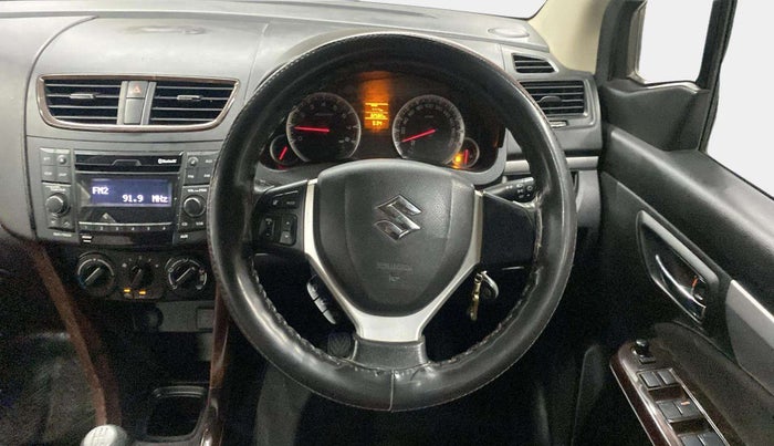 2017 Maruti Ertiga VXI ABS, Petrol, Manual, 32,590 km, Steering Wheel Close Up
