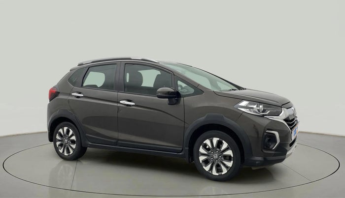2022 Honda WR-V 1.5L I-DTEC VX MT, Diesel, Manual, 33,942 km, Right Front Diagonal