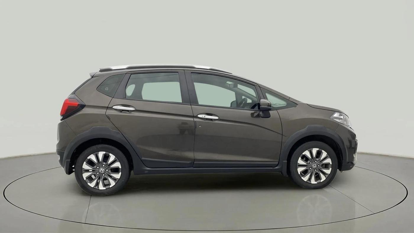 2022 Honda WR-V 1.5L I-DTEC VX MT, Diesel, Manual, 34,065 km, Right Side View