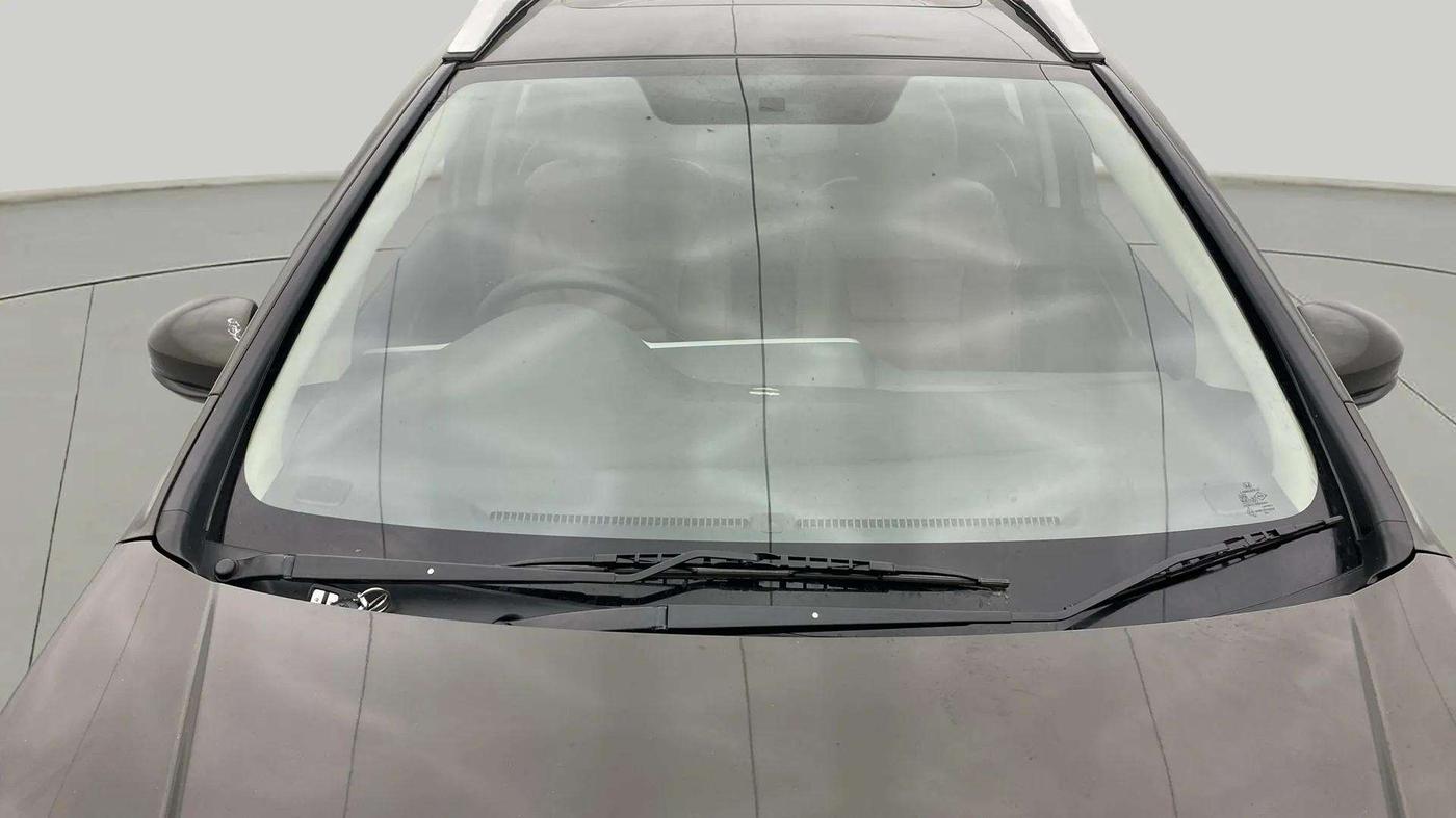 2022 Honda WR-V 1.5L I-DTEC VX MT, Diesel, Manual, 34,065 km, Front Windshield