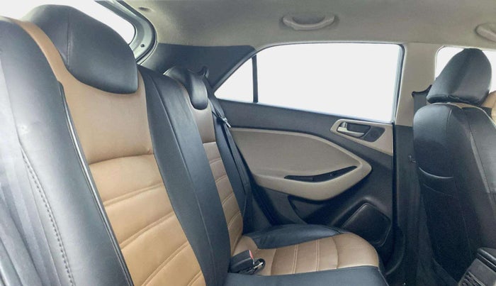 2019 Hyundai Elite i20 SPORTZ PLUS 1.2, Petrol, Manual, 78,329 km, Right Side Rear Door Cabin