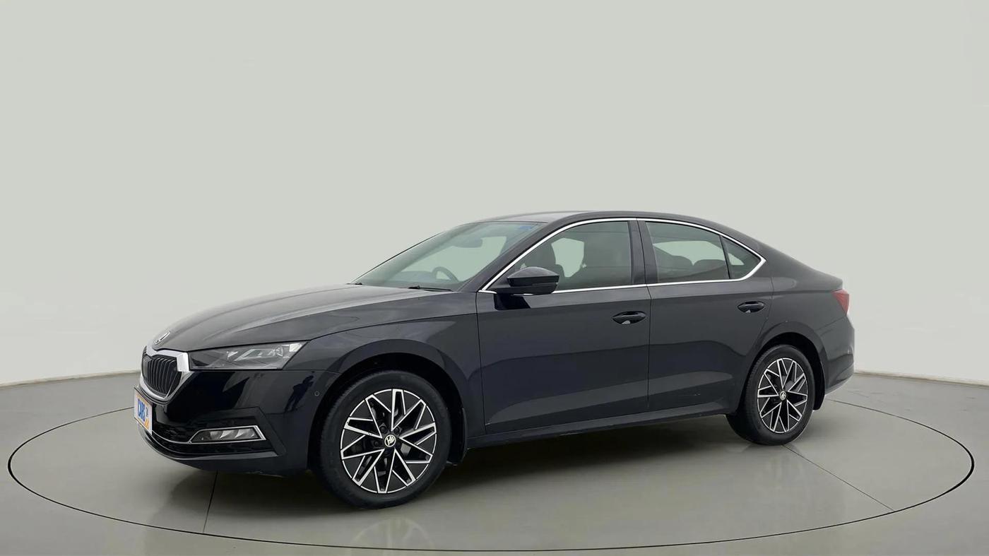 2022 Skoda Octavia L&K 2.0 AT, Petrol, Automatic, 65,585 km, Left Front Diagonal