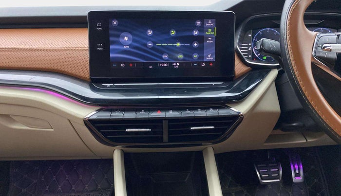 2022 Skoda Octavia L&K 2.0 AT, Petrol, Automatic, 65,372 km, Air Conditioner