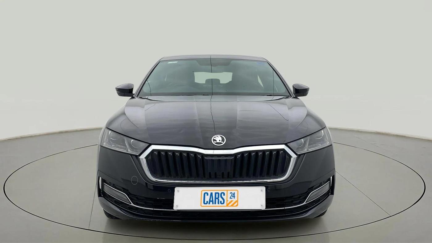 2022 Skoda Octavia L&K 2.0 AT, Petrol, Automatic, 65,585 km, Front