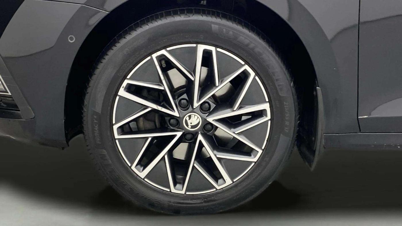 2022 Skoda Octavia L&K 2.0 AT, Petrol, Automatic, 65,585 km, Left Front Wheel