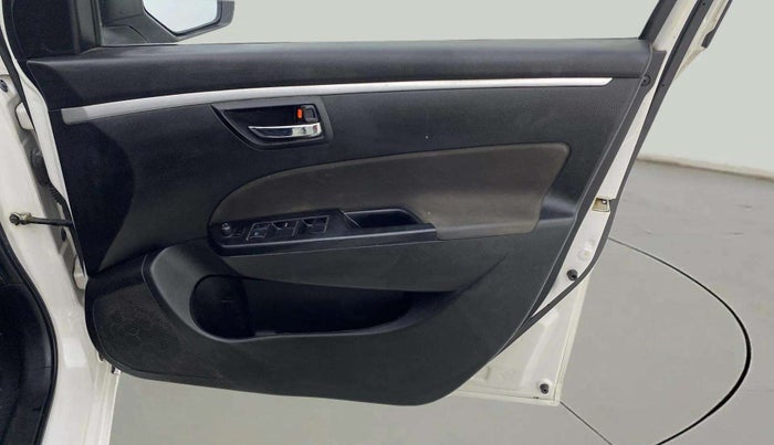 2015 Maruti Swift VXI, Petrol, Manual, 1,12,768 km, Driver Side Door Panels Control