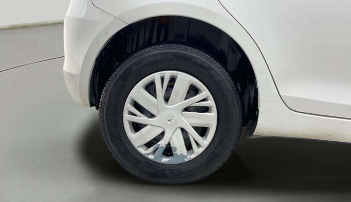 2015 Maruti Swift VXI, Petrol, Manual, 1,12,768 km, Right Rear Wheel