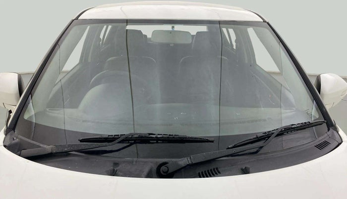 2015 Maruti Swift VXI, Petrol, Manual, 1,12,768 km, Front Windshield