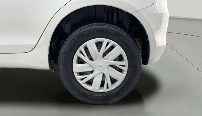 2015 Maruti Swift VXI, Petrol, Manual, 1,12,768 km, Left Rear Wheel