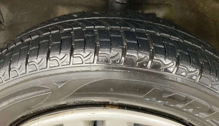 2017 Maruti Wagon R 1.0 VXI AMT, Petrol, Automatic, 53,202 km, Left Rear Tyre Tread