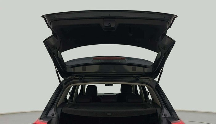 2021 Skoda KUSHAQ AMBITION 1.0L TSI AT, Petrol, Automatic, 30,663 km, Boot Door Open