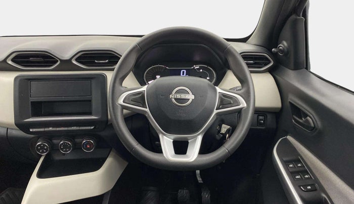 2024 Nissan MAGNITE  XE AMT EZ Shift, Petrol, Automatic, 7,165 km, Steering Wheel Close Up
