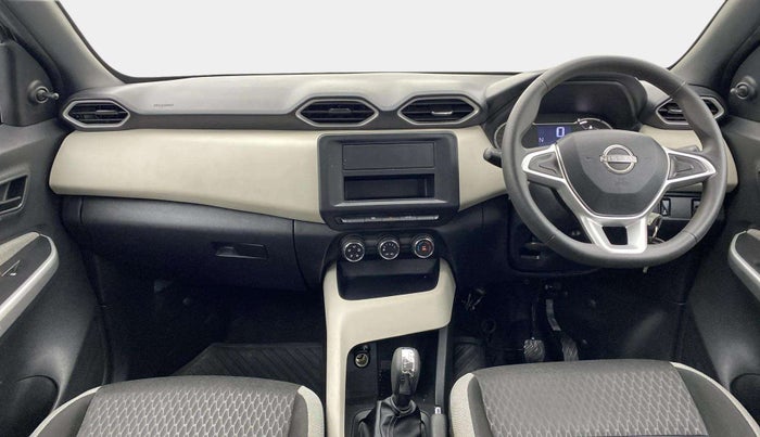 2024 Nissan MAGNITE  XE AMT EZ Shift, Petrol, Automatic, 7,165 km, Dashboard