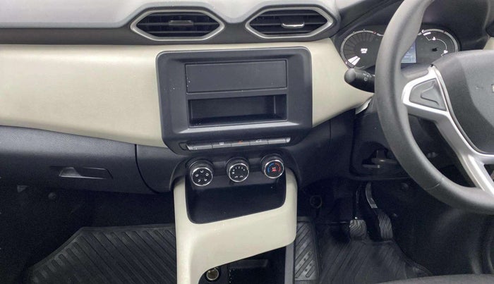 2024 Nissan MAGNITE  XE AMT EZ Shift, Petrol, Automatic, 7,165 km, Air Conditioner