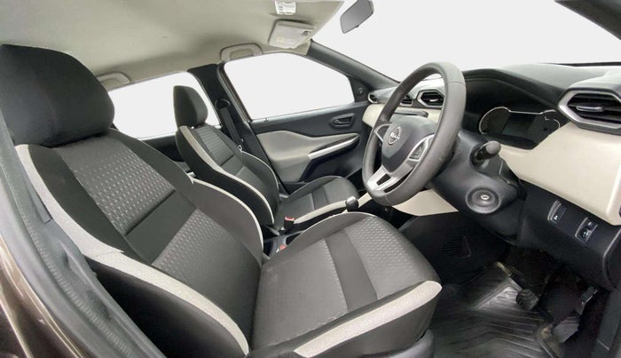 2024 Nissan MAGNITE  XE AMT EZ Shift, Petrol, Automatic, 7,165 km, Right Side Front Door Cabin