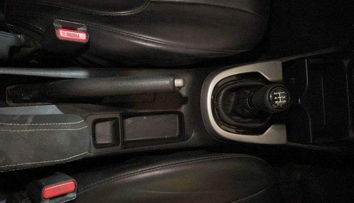 2018 Honda WR-V 1.2L I-VTEC VX MT, Petrol, Manual, 42,094 km, Gear Lever