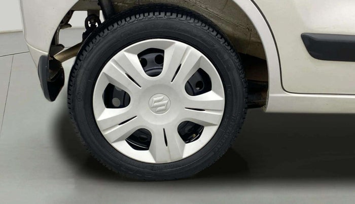 2017 Maruti Wagon R 1.0 VXI AMT, Petrol, Automatic, 28,197 km, Right Rear Wheel