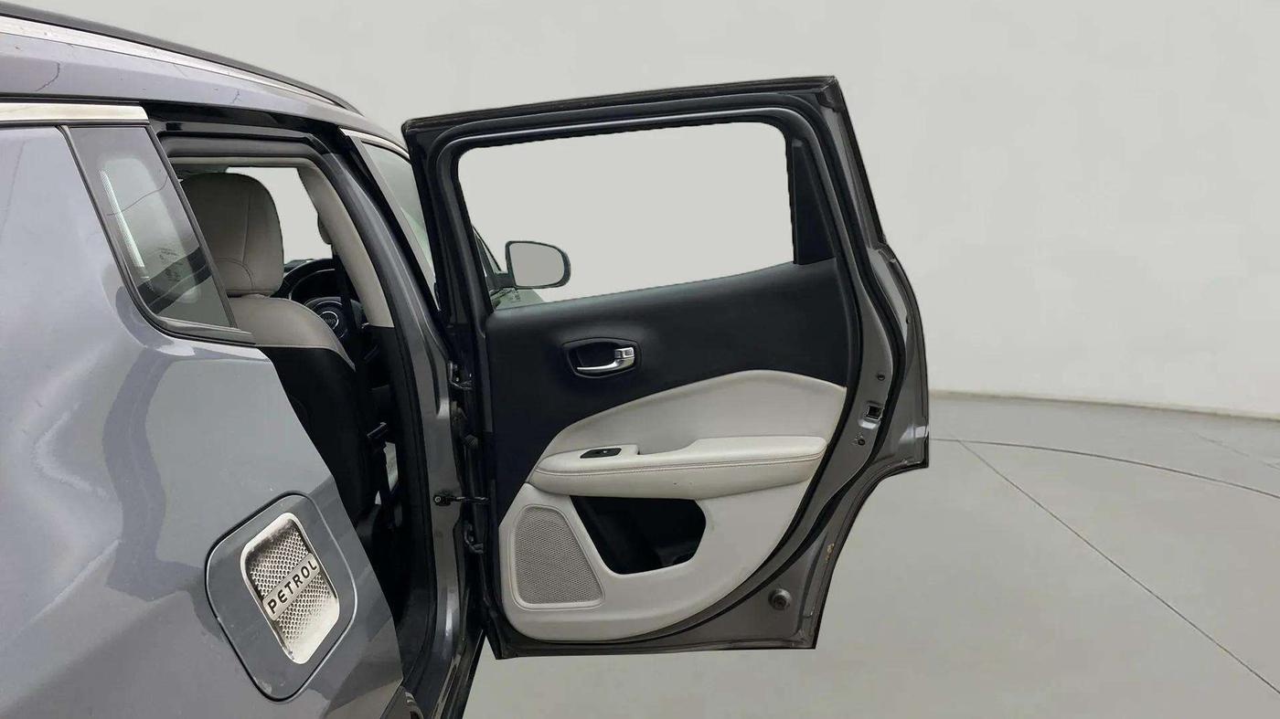 2019 Jeep Compass LIMITED PLUS PETROL AT, Petrol, Automatic, 64,045 km, RHS Rear Door