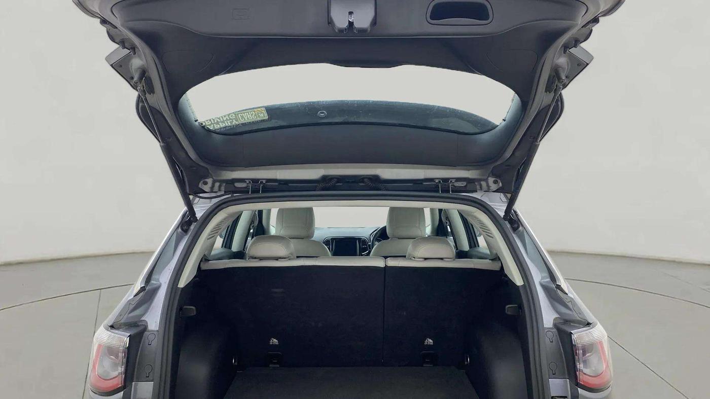 2019 Jeep Compass LIMITED PLUS PETROL AT, Petrol, Automatic, 64,045 km, Boot Door Open