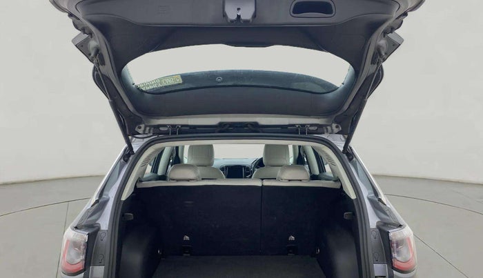 2019 Jeep Compass LIMITED PLUS PETROL AT, Petrol, Automatic, 63,565 km, Boot Door Open