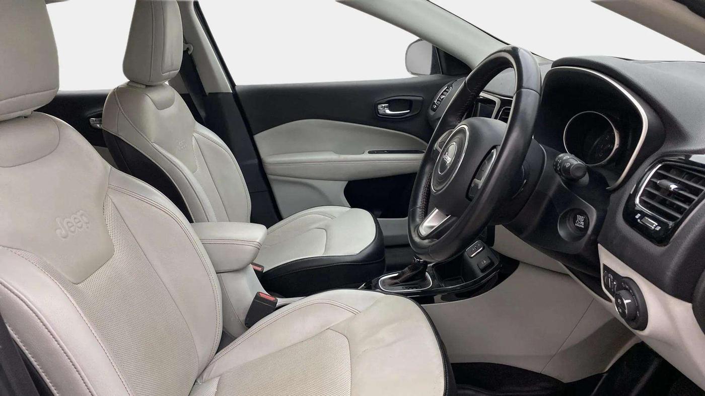 2019 Jeep Compass LIMITED PLUS PETROL AT, Petrol, Automatic, 64,045 km, Right Side Front Door Cabin