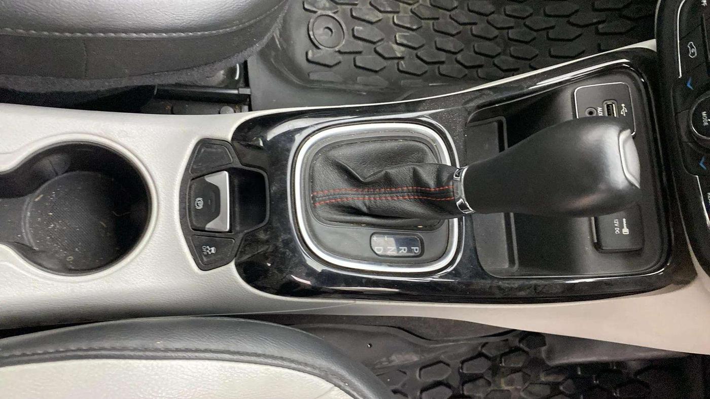 2019 Jeep Compass LIMITED PLUS PETROL AT, Petrol, Automatic, 64,045 km, Gear Lever