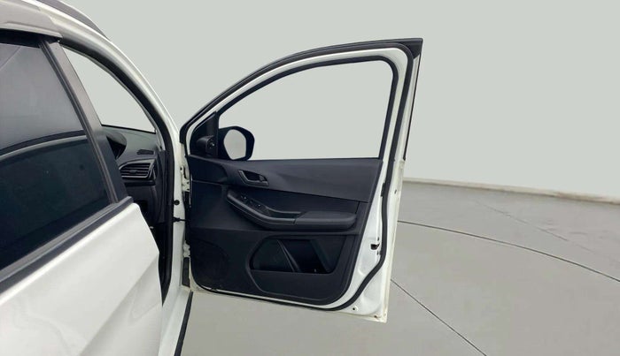 2023 Tata TIAGO NRG XZ MT, Petrol, Manual, 34,798 km, RHS Front Door
