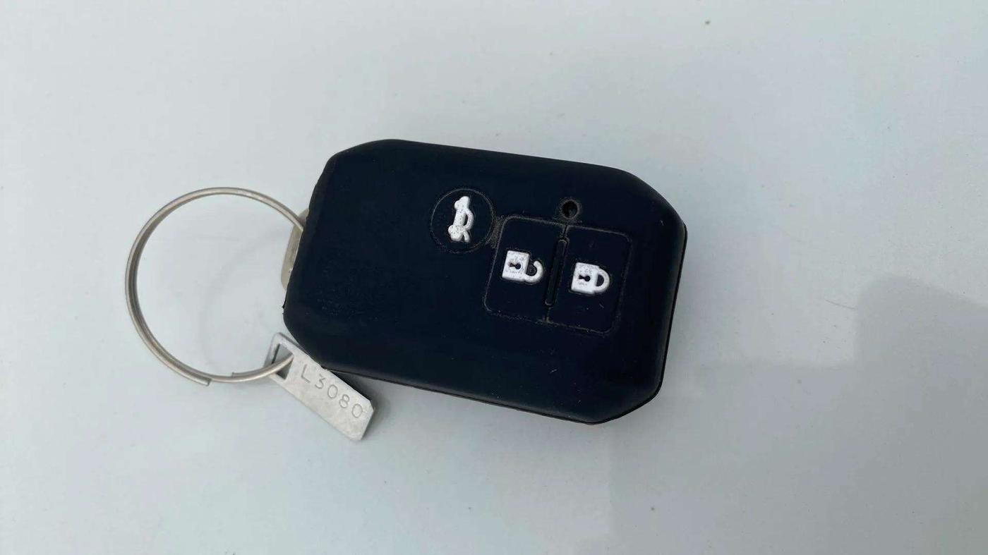 2022 Maruti XL6 ZETA MT, Petrol, Manual, 45,203 km, Key Close Up