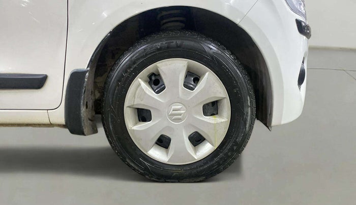 2021 Maruti New Wagon-R VXI 1.0, Petrol, Manual, 25,405 km, Right Front Wheel