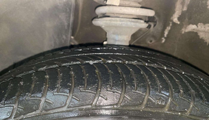 2021 Maruti New Wagon-R VXI 1.0, Petrol, Manual, 25,405 km, Left Front Tyre Tread