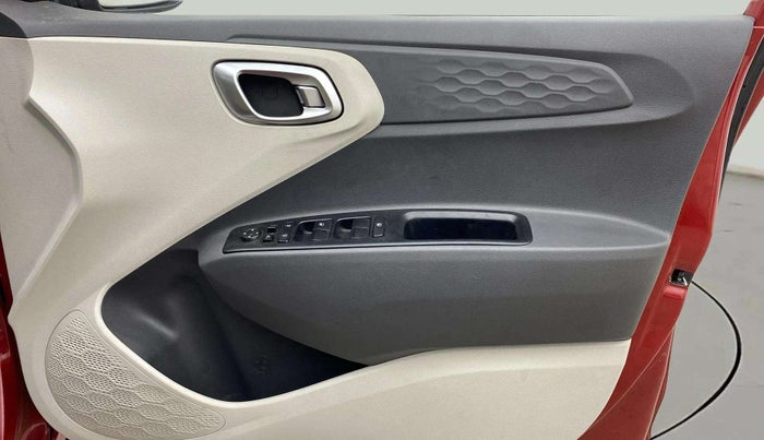 2020 Hyundai AURA SX PLUS 1.2 AMT, Petrol, Automatic, 81,068 km, Driver Side Door Panels Control