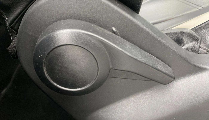 2023 Tata PUNCH ADVENTURE MT, Petrol, Manual, 29,903 km, Driver Side Adjustment Panel
