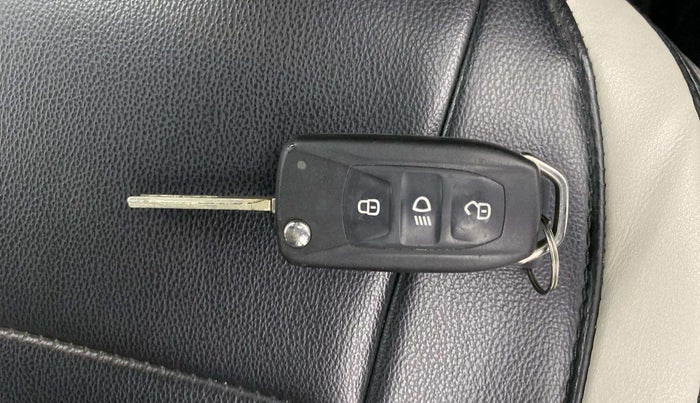 2023 Tata PUNCH ADVENTURE MT, Petrol, Manual, 29,903 km, Key Close Up