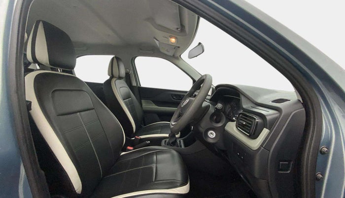 2023 Tata PUNCH ADVENTURE MT, Petrol, Manual, 29,903 km, Right Side Front Door Cabin