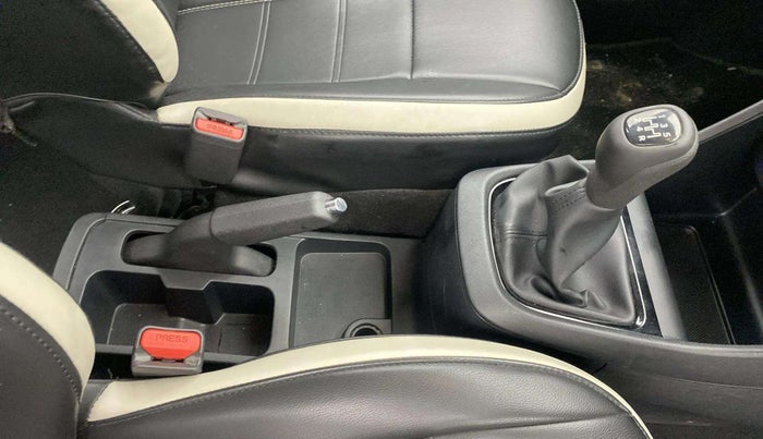 2023 Tata PUNCH ADVENTURE MT, Petrol, Manual, 29,903 km, Gear Lever