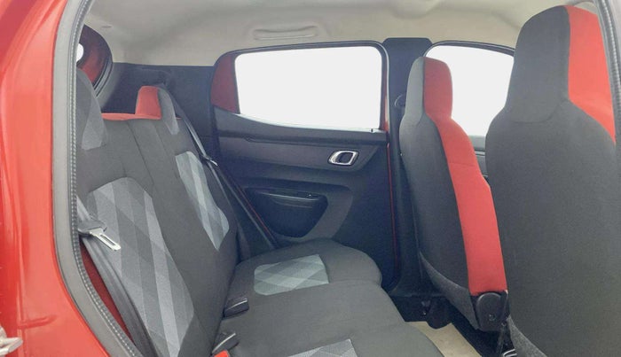 2020 Renault Kwid RXT 1.0 AMT (O), Petrol, Automatic, 18,296 km, Right Side Rear Door Cabin