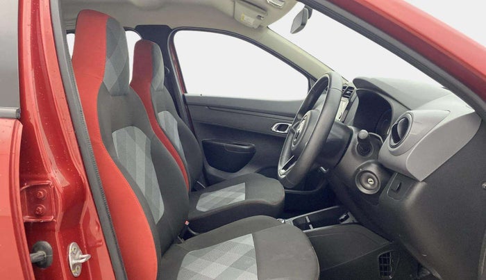 2020 Renault Kwid RXT 1.0 AMT (O), Petrol, Automatic, 18,296 km, Right Side Front Door Cabin