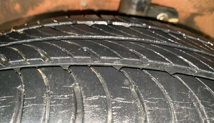 2018 Maruti Celerio VXI, Petrol, Manual, 25,799 km, Left Front Tyre Tread