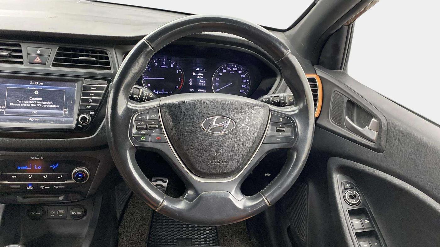 2015 Hyundai i20 Active 1.2 SX, Petrol, Manual, 49,457 km, Steering Wheel Close Up