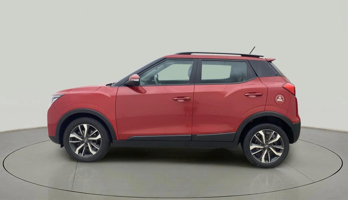 2020 Mahindra XUV300 W8 (O) 1.5 DIESEL AMT, Diesel, Automatic, 71,094 km, Left Side