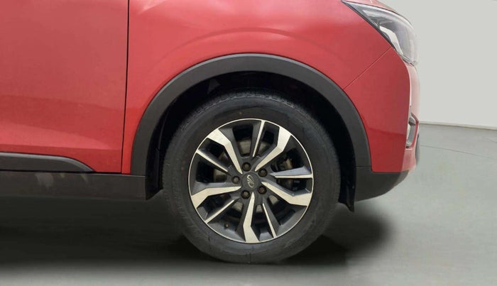 2020 Mahindra XUV300 W8 (O) 1.5 DIESEL AMT, Diesel, Automatic, 71,094 km, Right Front Wheel