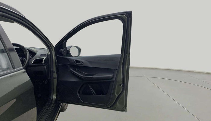 2021 Tata TIAGO NRG XZ AMT, Petrol, Automatic, 44,890 km, RHS Front Door