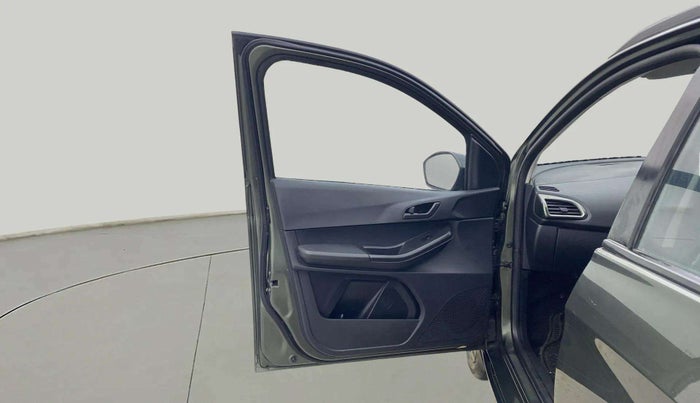 2021 Tata TIAGO NRG XZ AMT, Petrol, Automatic, 44,890 km, LHS Front Door